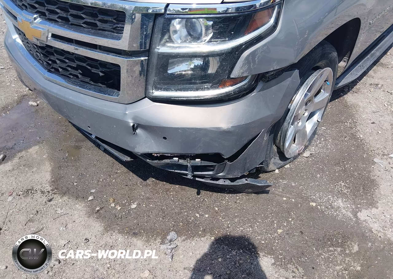 2018 Chevrolet Suburban Lt VIN:1GNSCHKC2JR288078 - 6