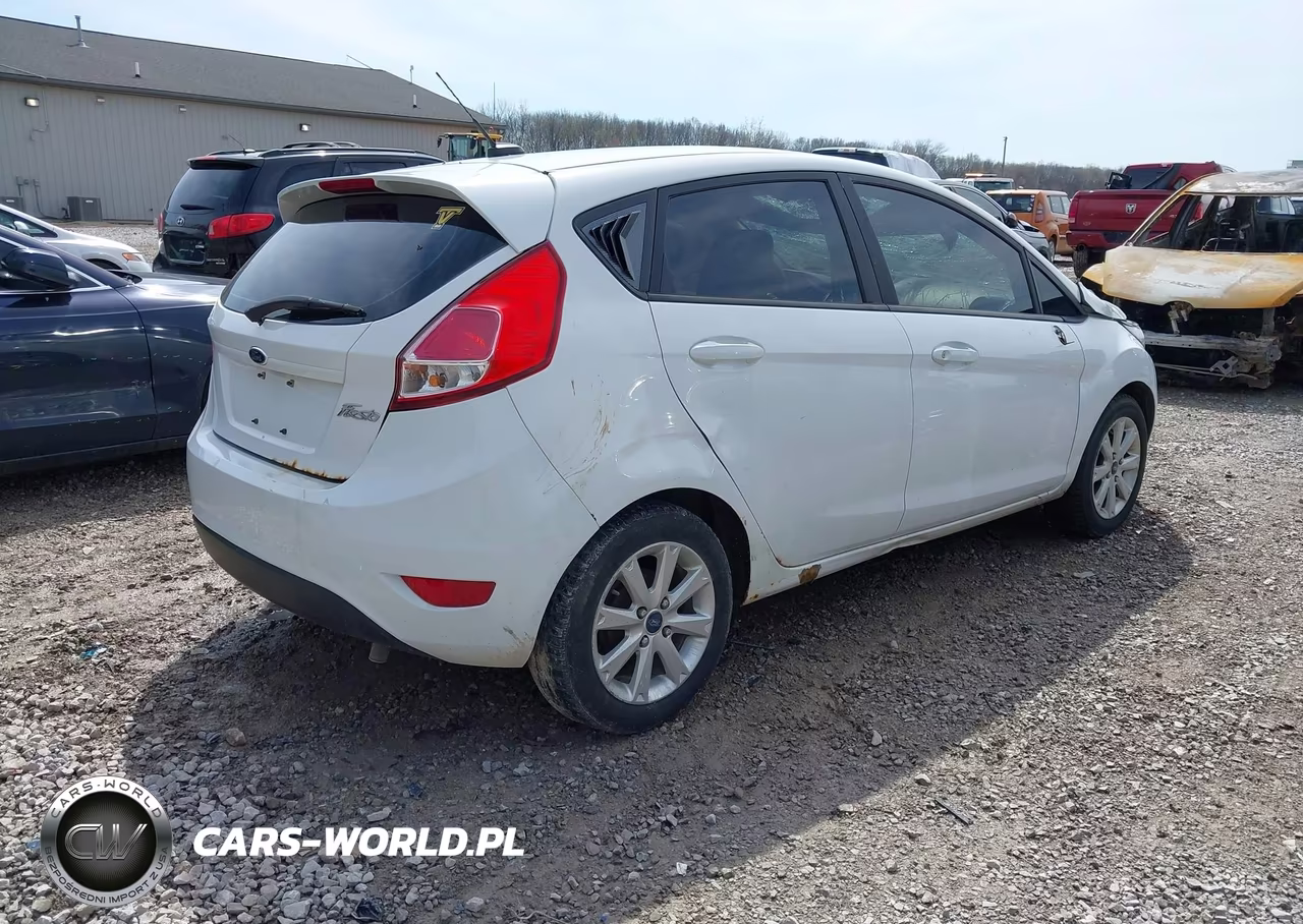2015 Ford Fiesta S VIN:3FADP4TJ7FM168819 - 4