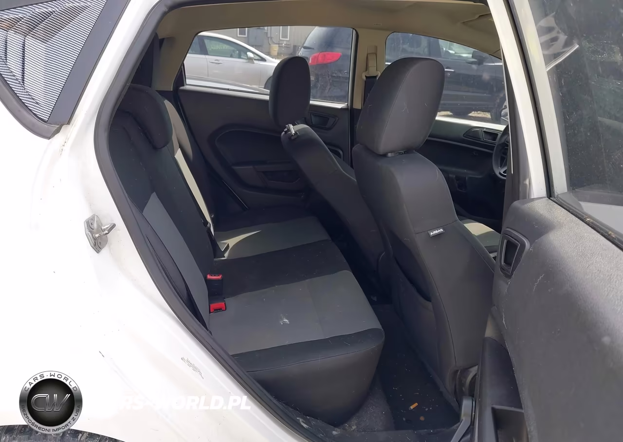 2015 Ford Fiesta S VIN:3FADP4TJ7FM168819 - 8