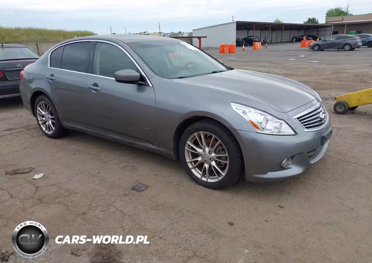 2012 Infiniti G37X