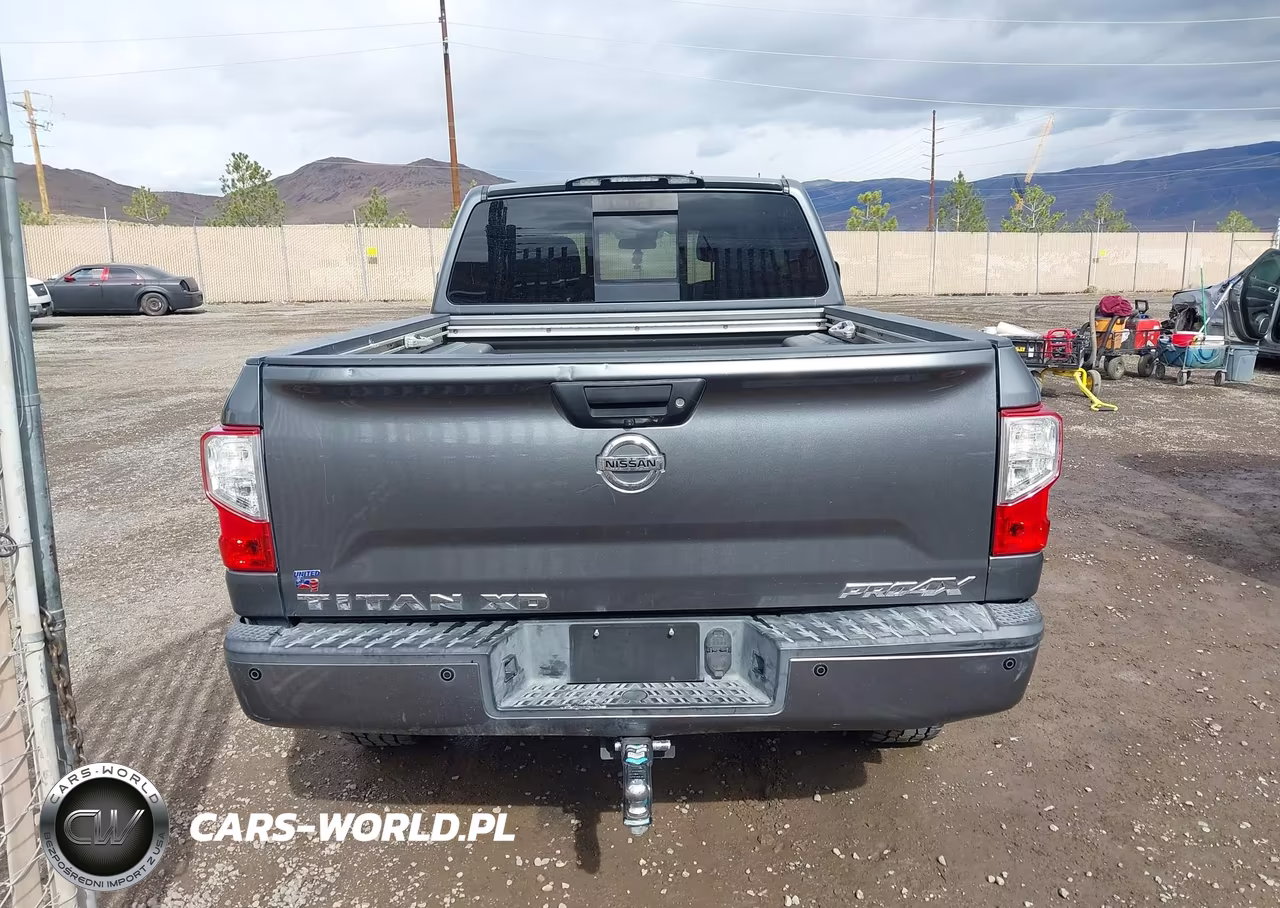 2016 Nissan Titan Xd Pro-4X Diesel VIN:1N6BA1F44GN516040 - 16