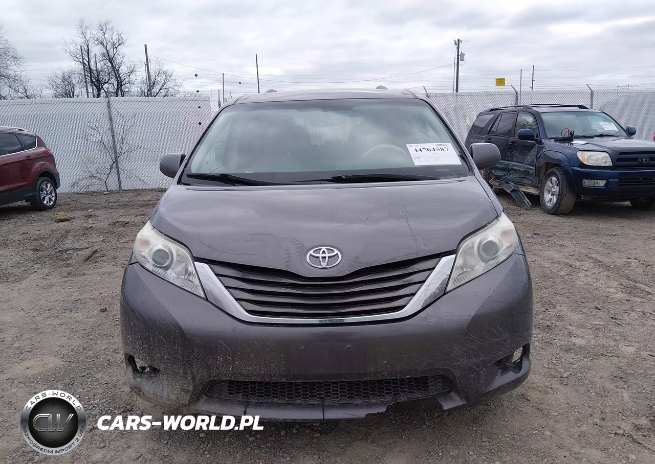 2011 Toyota Sienna Xle V6 VIN:5TDYK3DC8BS038630 - 11
