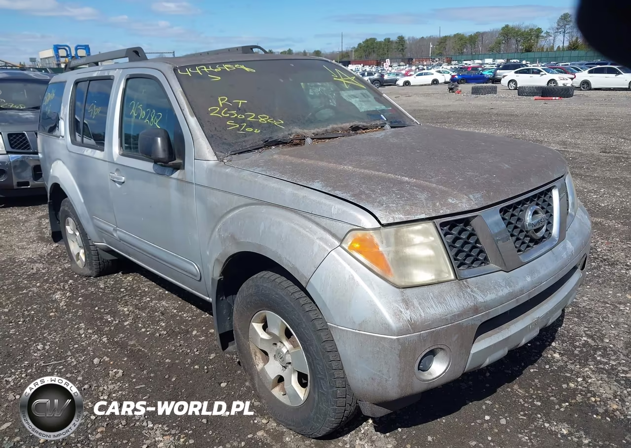2005 Nissan Pathfinder Xe