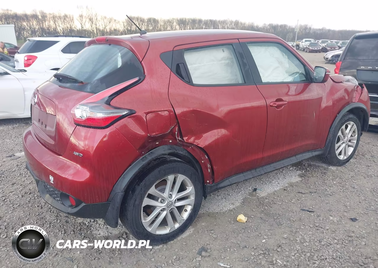 2015 Nissan Juke S VIN:JN8AF5MV1FT563933 - 4