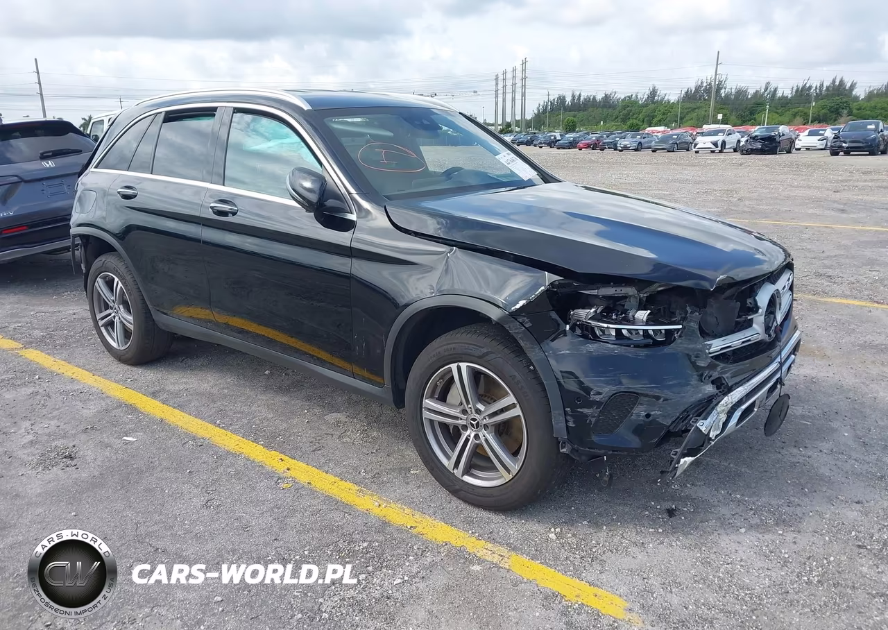 2022 Mercedes-Benz Glc 300 Suv – zdjęcie 1 z 15
