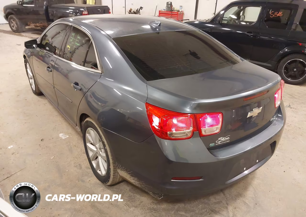 2015 Chevrolet Malibu 2Lt VIN:1G11D5SL2FF111354 - 3