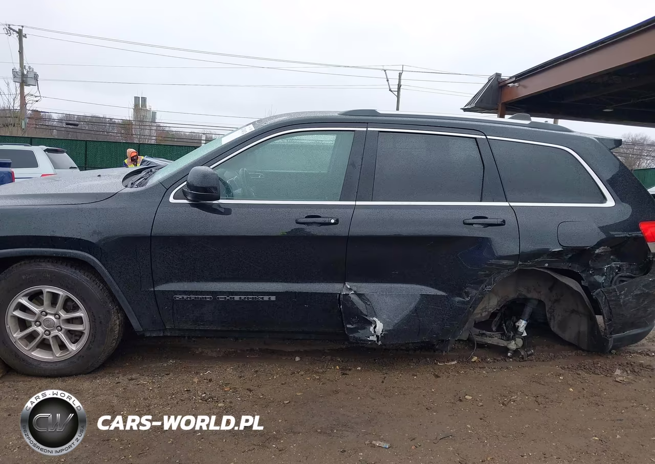 2019 Jeep Grand Cherokee Laredo E 4X4 VIN:1C4RJFAG8KC641501 - 14