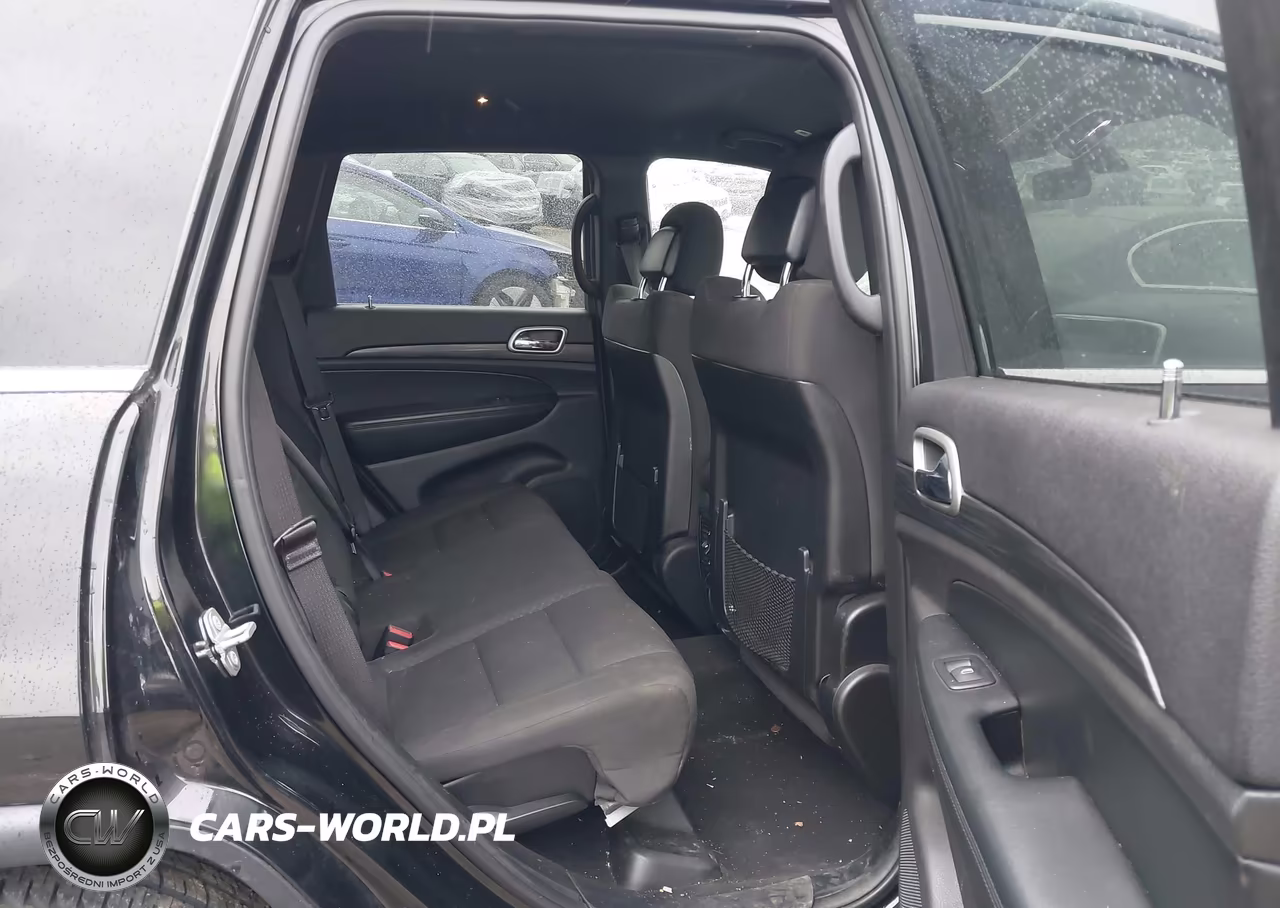 2019 Jeep Grand Cherokee Laredo E 4X4 VIN:1C4RJFAG8KC641501 - 8