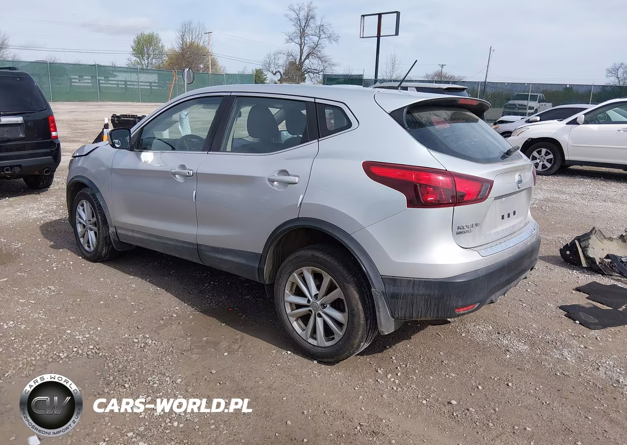 2018 Nissan Rogue Sport S VIN:JN1BJ1CR1JW253156 - 3