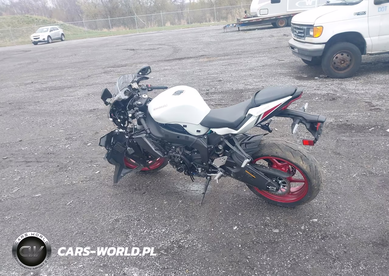 2025 Kawasaki Zx636 K VIN:JKBZXJK10SA010111 - 13