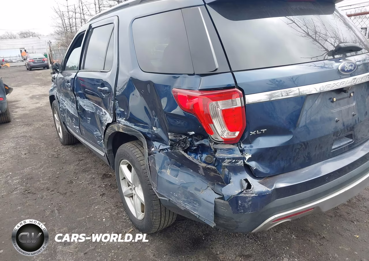 2017 Ford Explorer Xlt VIN:1FM5K8D88HGB02773 - 6