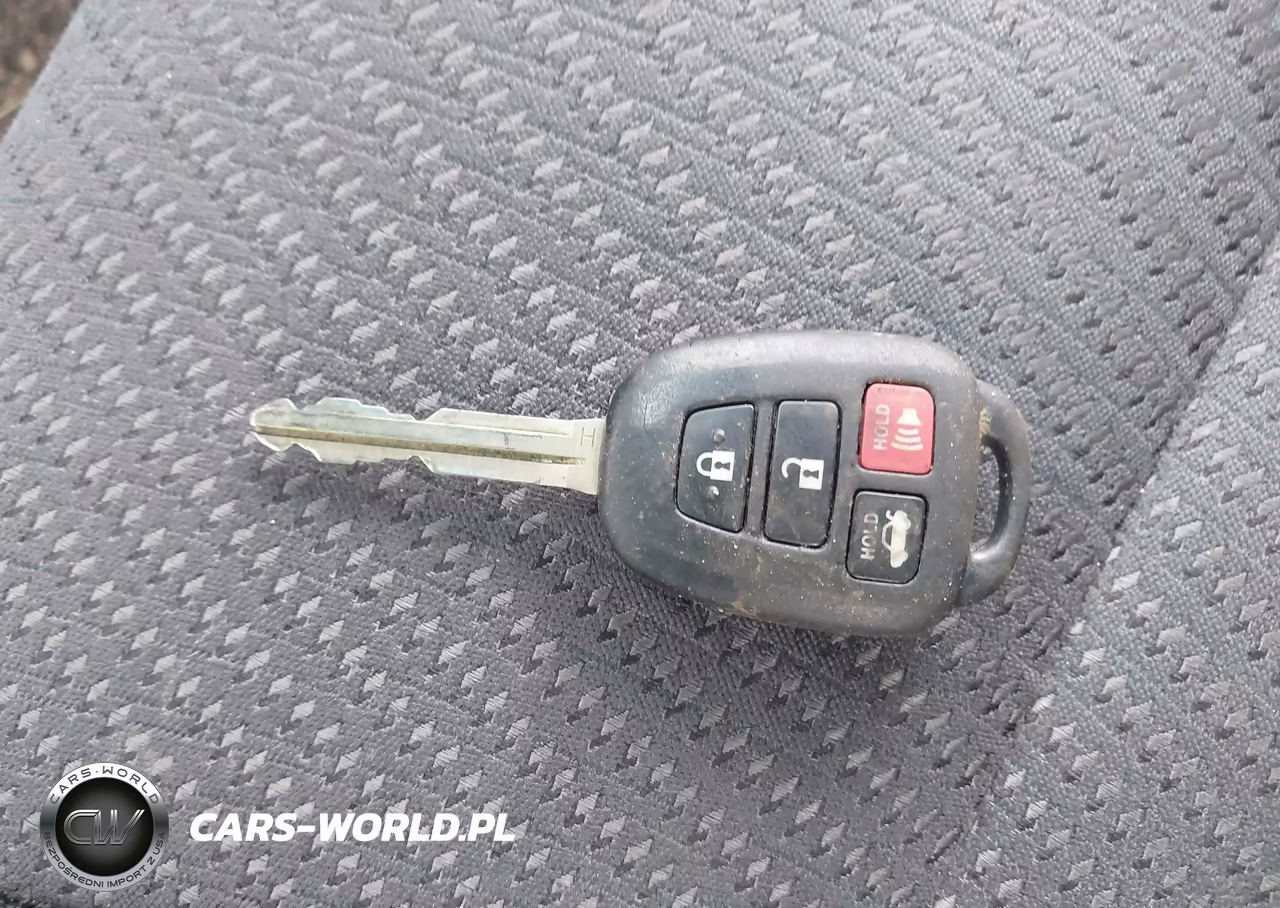2017 Toyota Camry Le VIN:4T1BF1FK3HU729132 - 11