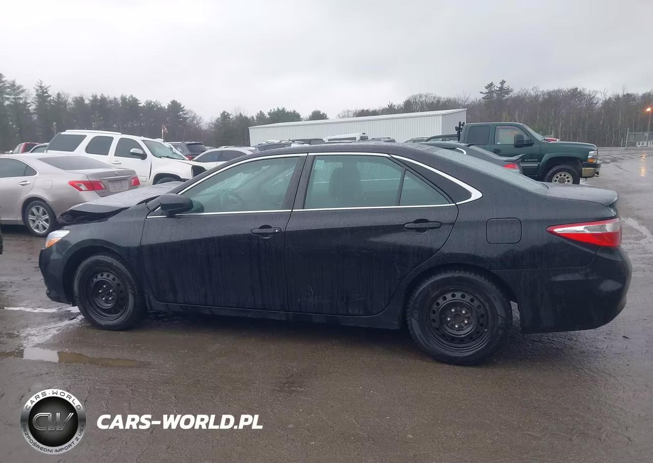 2017 Toyota Camry Le VIN:4T1BF1FK3HU729132 - 15