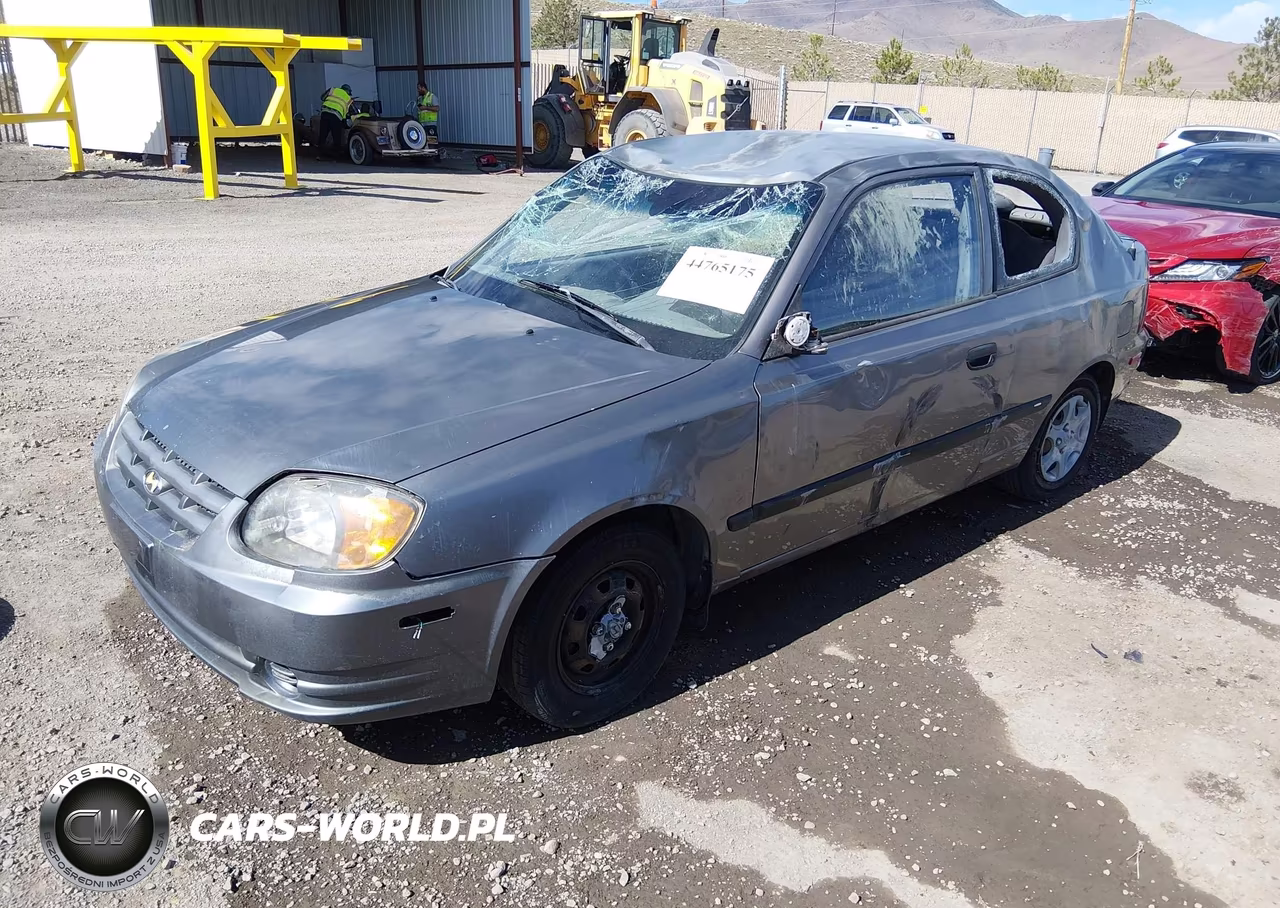 2003 Hyundai Accent VIN:KMHCF35C93U270269 - 2
