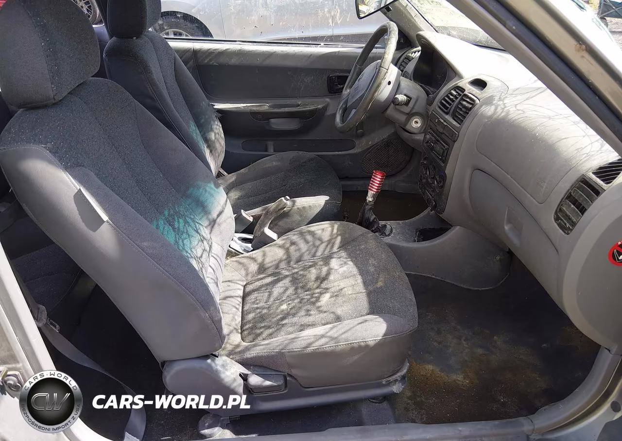2003 Hyundai Accent VIN:KMHCF35C93U270269 - 5