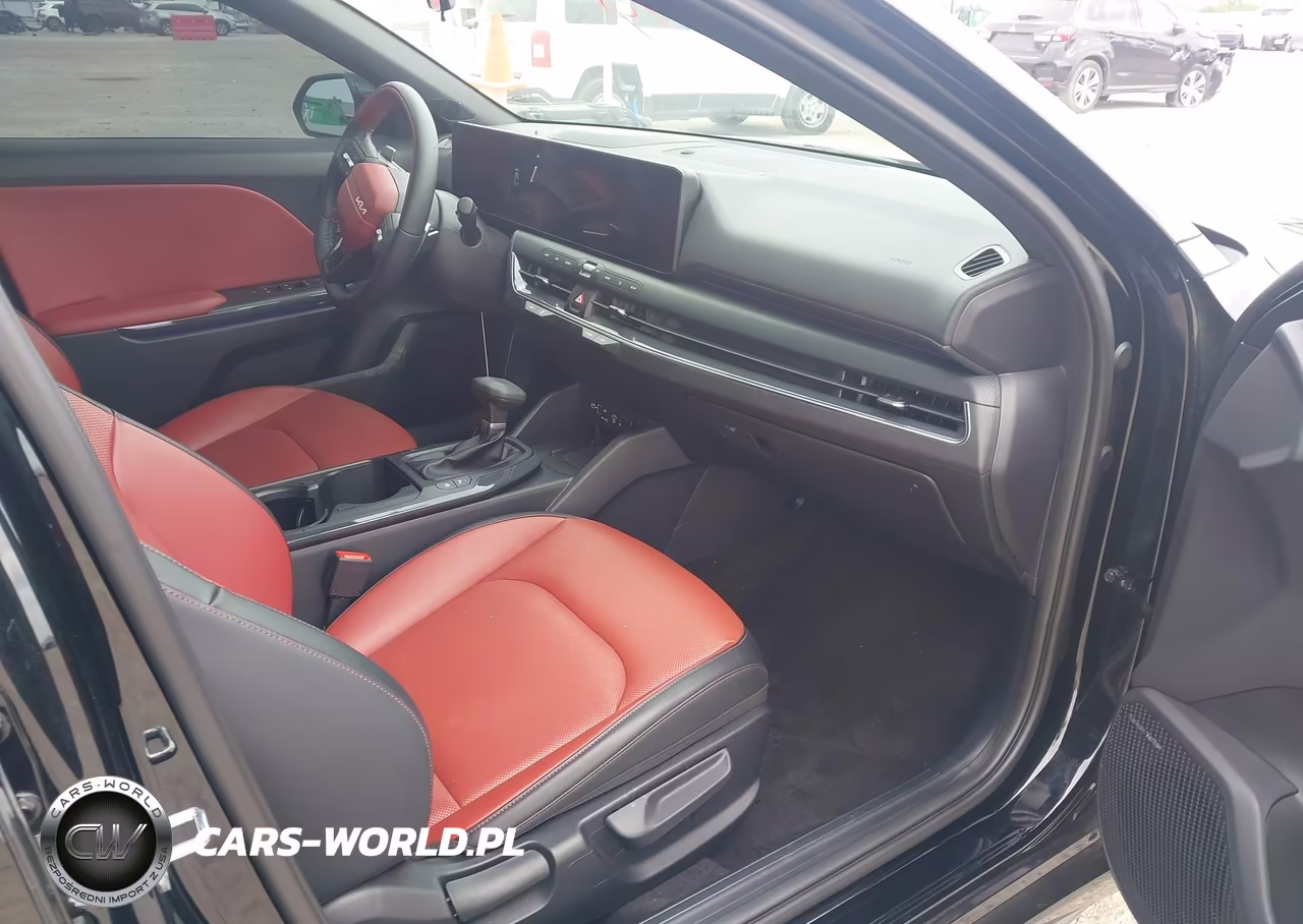 2025 Kia K4 Gt-Line Turbo VIN:3KPFW4DC4SE189864 - 5