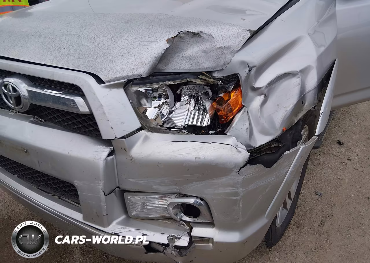 2010 Toyota 4Runner Limited V6 VIN:JTEZU5JR5A5002719 - 5