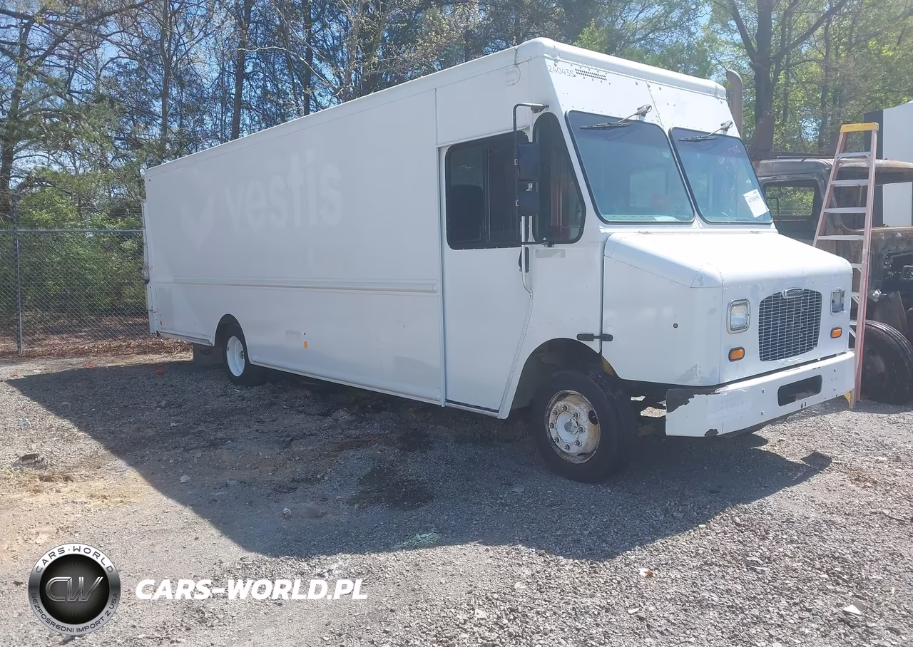 2014 Freightliner Chassis M Line Walk-In Van – zdjęcie 1 z 15