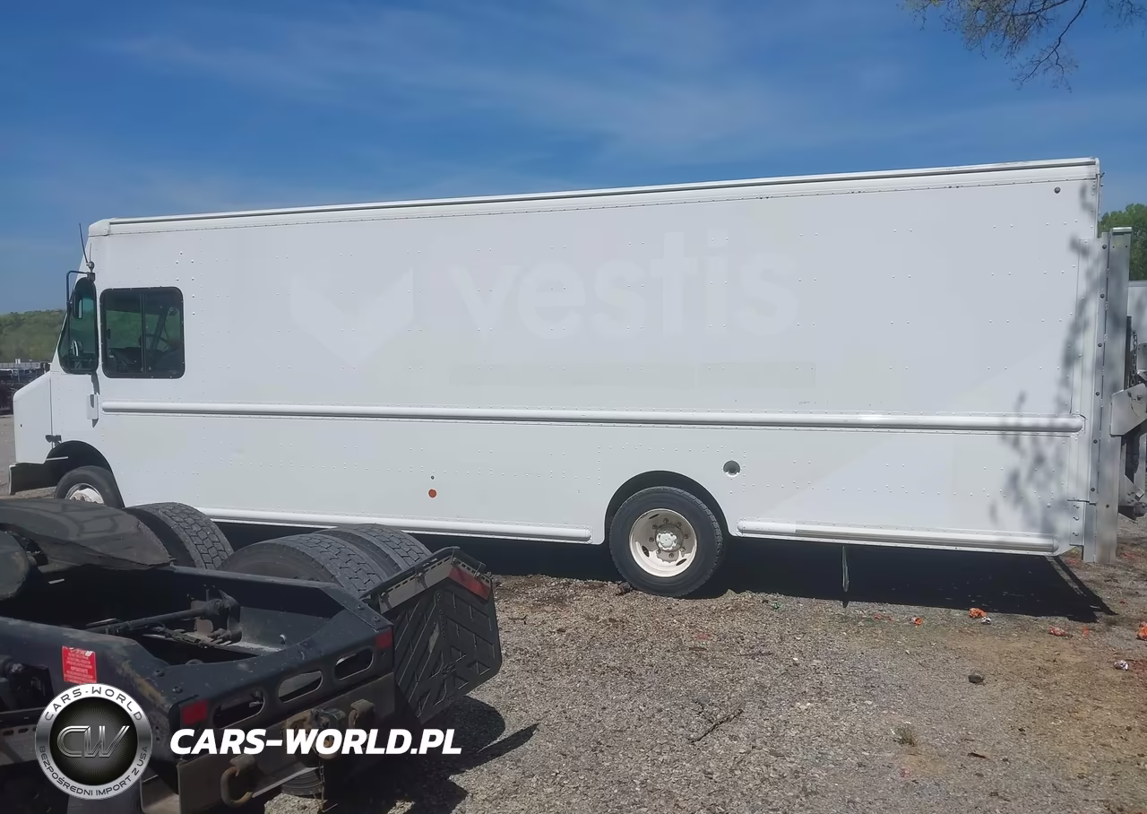 2014 Freightliner Chassis M Line Walk-In Van VIN:4UZAC3DV0ECFW4478 - 3