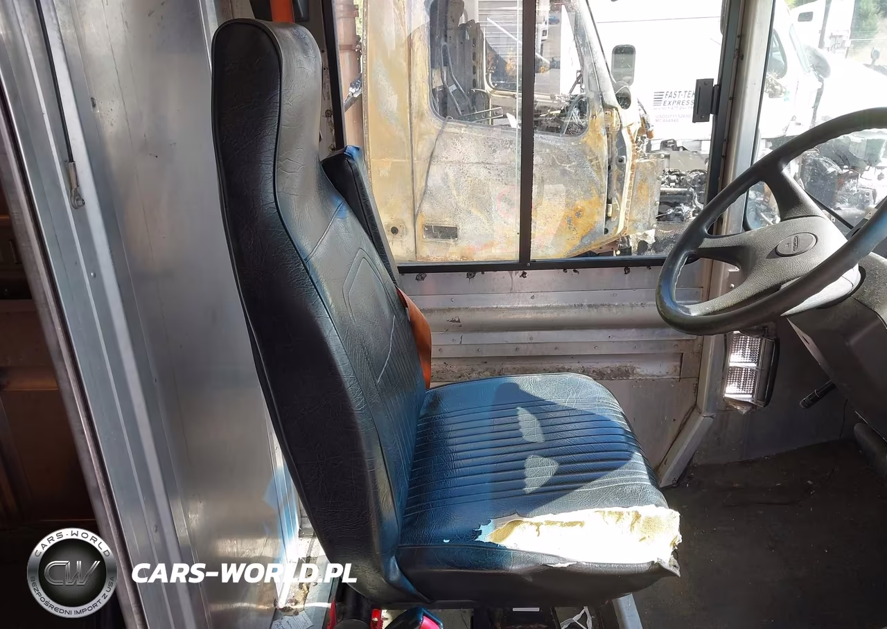 2014 Freightliner Chassis M Line Walk-In Van VIN:4UZAC3DV0ECFW4478 - 7