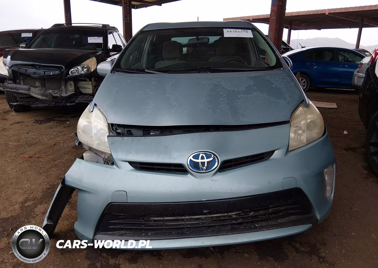 2013 Toyota Prius Three VIN:JTDKN3DU6D5653644 - 13