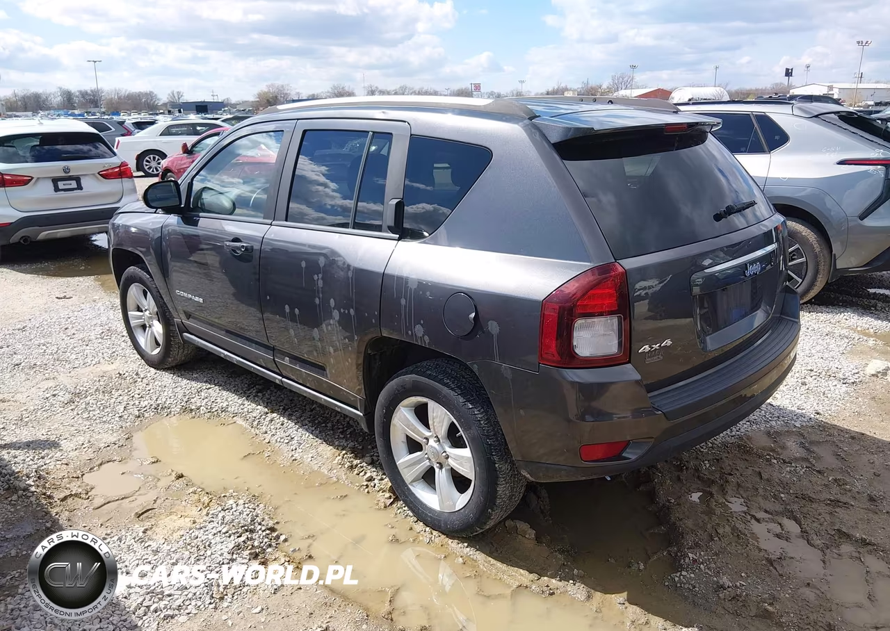 2015 Jeep Compass Sport VIN:1C4NJDBB9FD257068 - 3