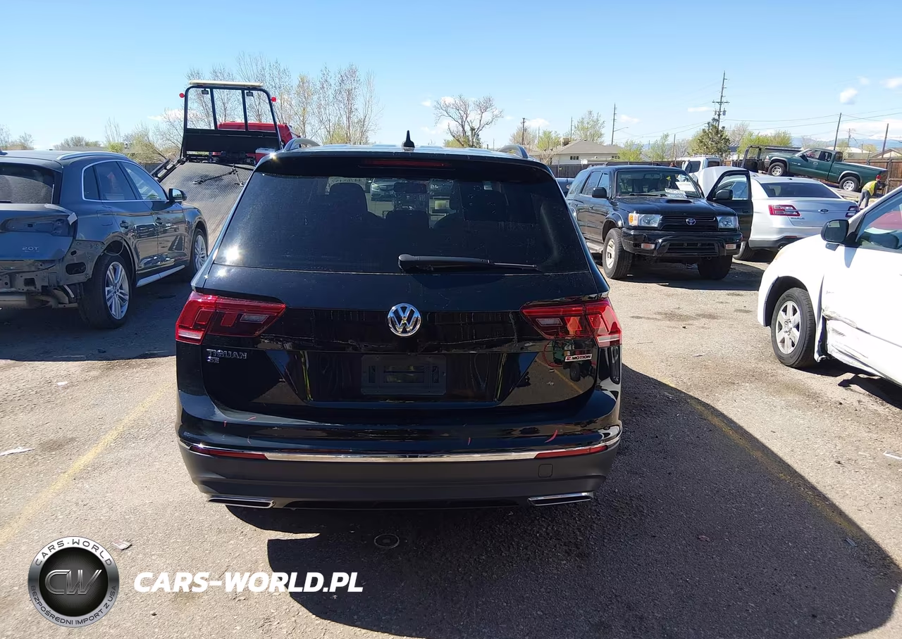 2021 Volkswagen Tiguan 2.0T Se-2.0T Se R-Line Black-2.0T Sel VIN:3VV2B7AX8MM088081 - 17
