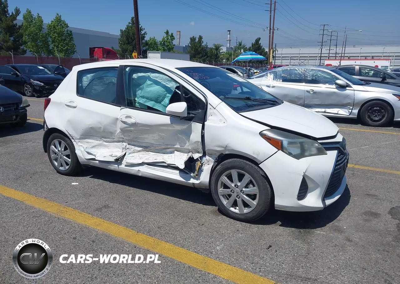 2015 Toyota Yaris Le