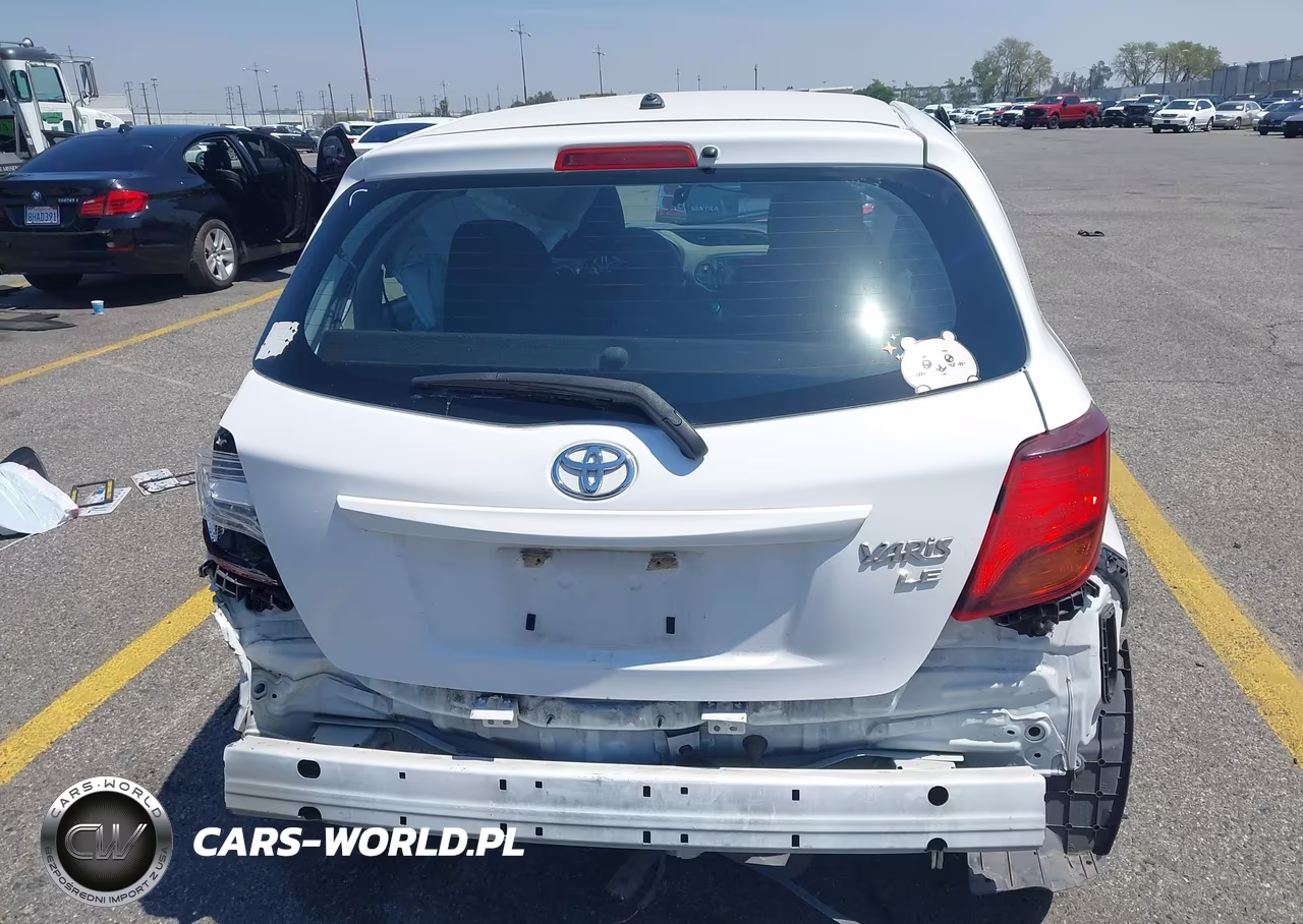 2015 Toyota Yaris Le VIN:VNKKTUD39FA017109 - 16