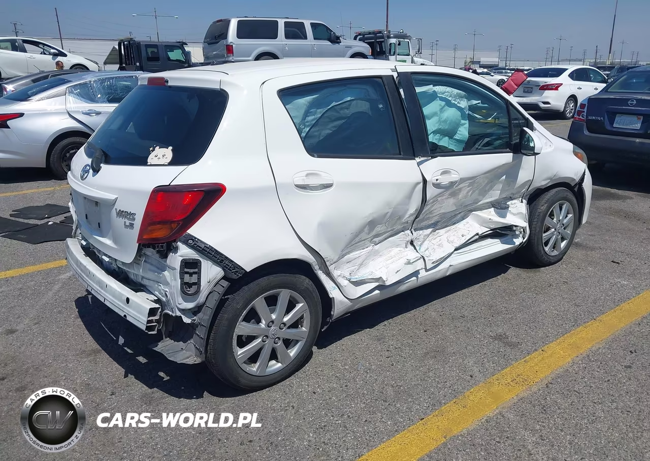2015 Toyota Yaris Le VIN:VNKKTUD39FA017109 - 4