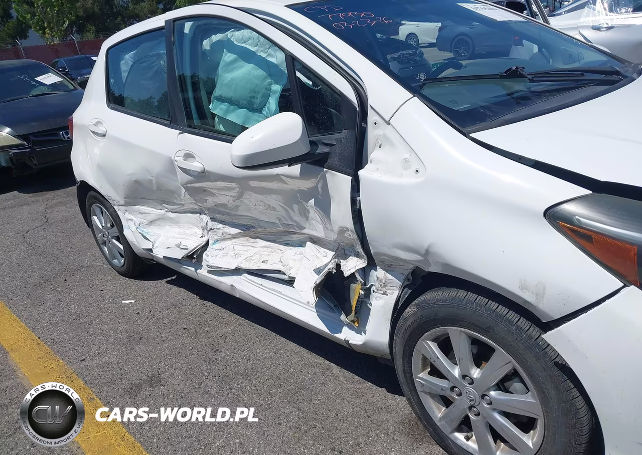 2015 Toyota Yaris Le VIN:VNKKTUD39FA017109 - 6