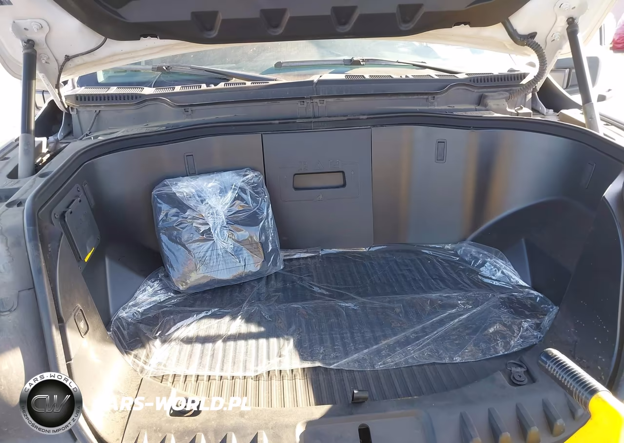 2022 Ford F-150 Lightning Xlt VIN:1FTVW1ELXNWG12806 - 10
