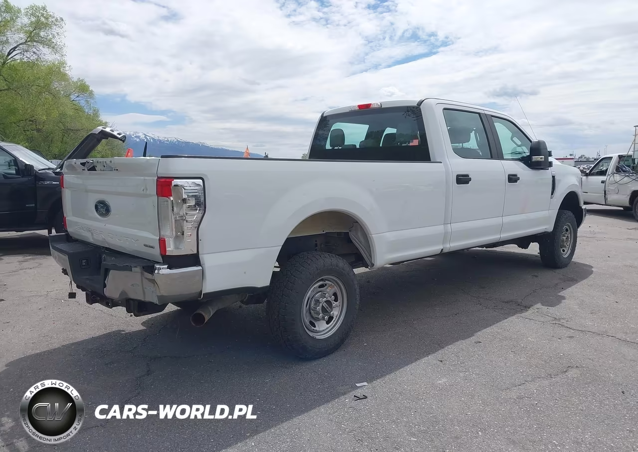 2017 Ford F-350 Xl VIN:1FT7W3B63HED31797 - 4