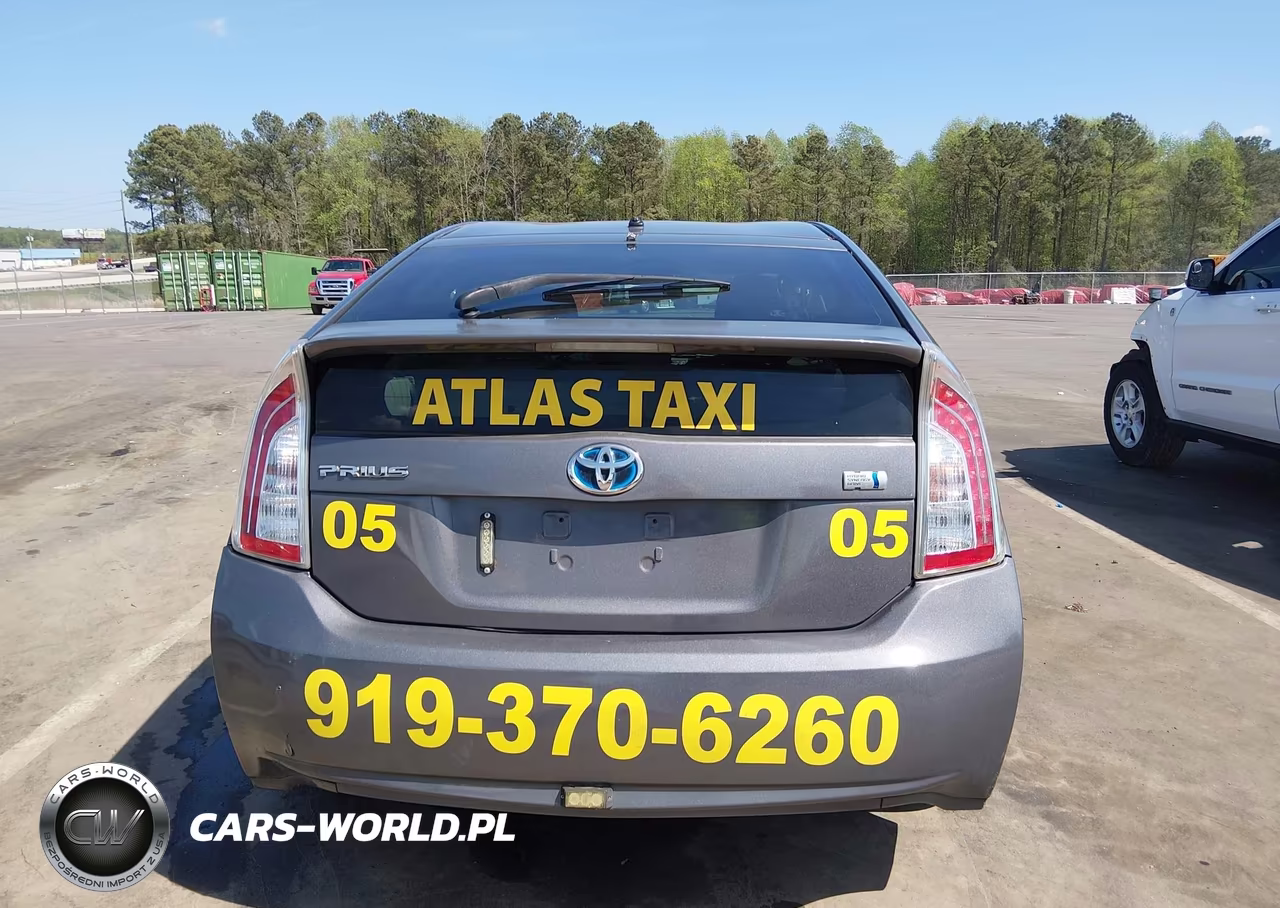 2014 Toyota Prius Two VIN:JTDKN3DU0E1803532 - 16