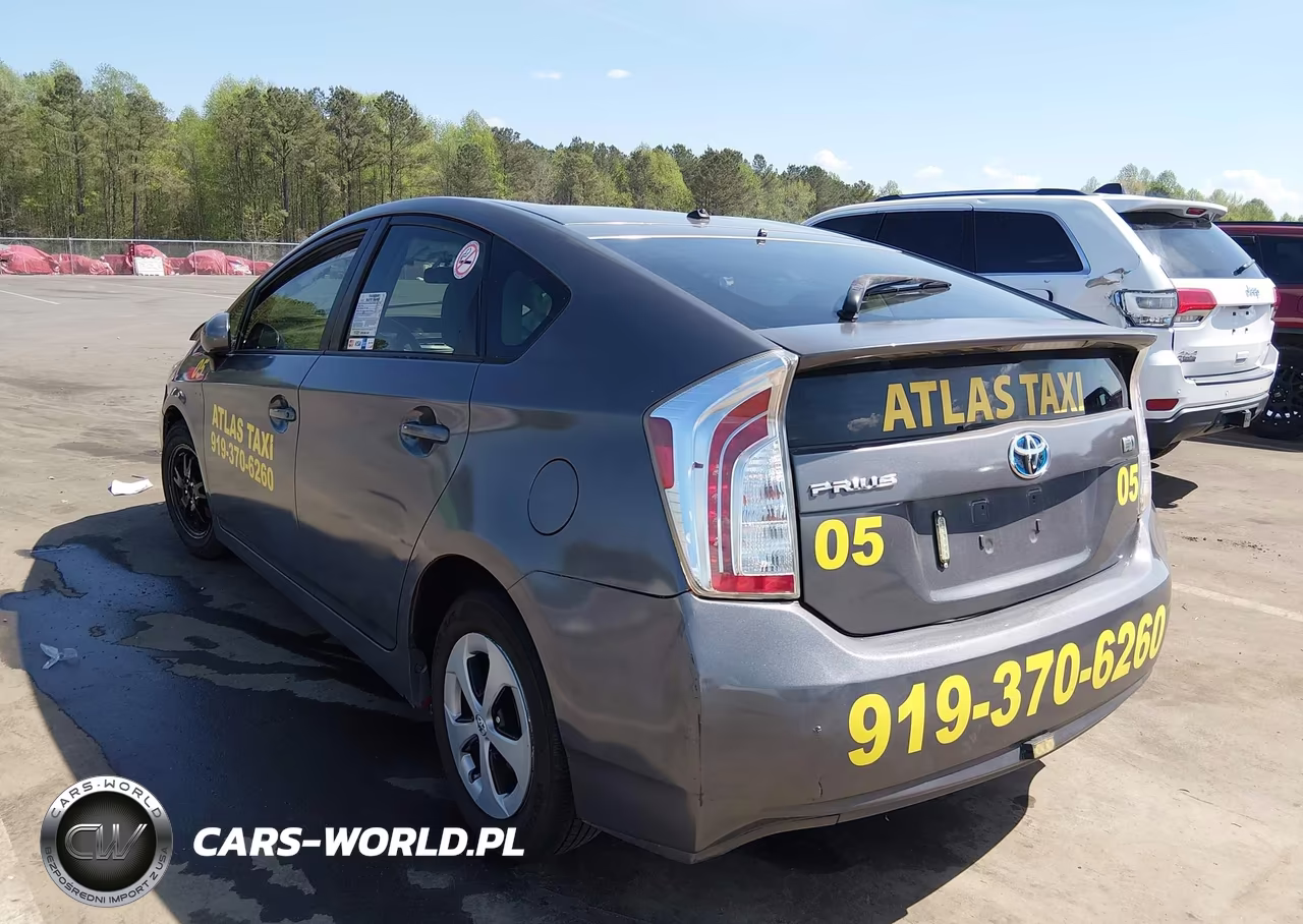 2014 Toyota Prius Two VIN:JTDKN3DU0E1803532 - 3