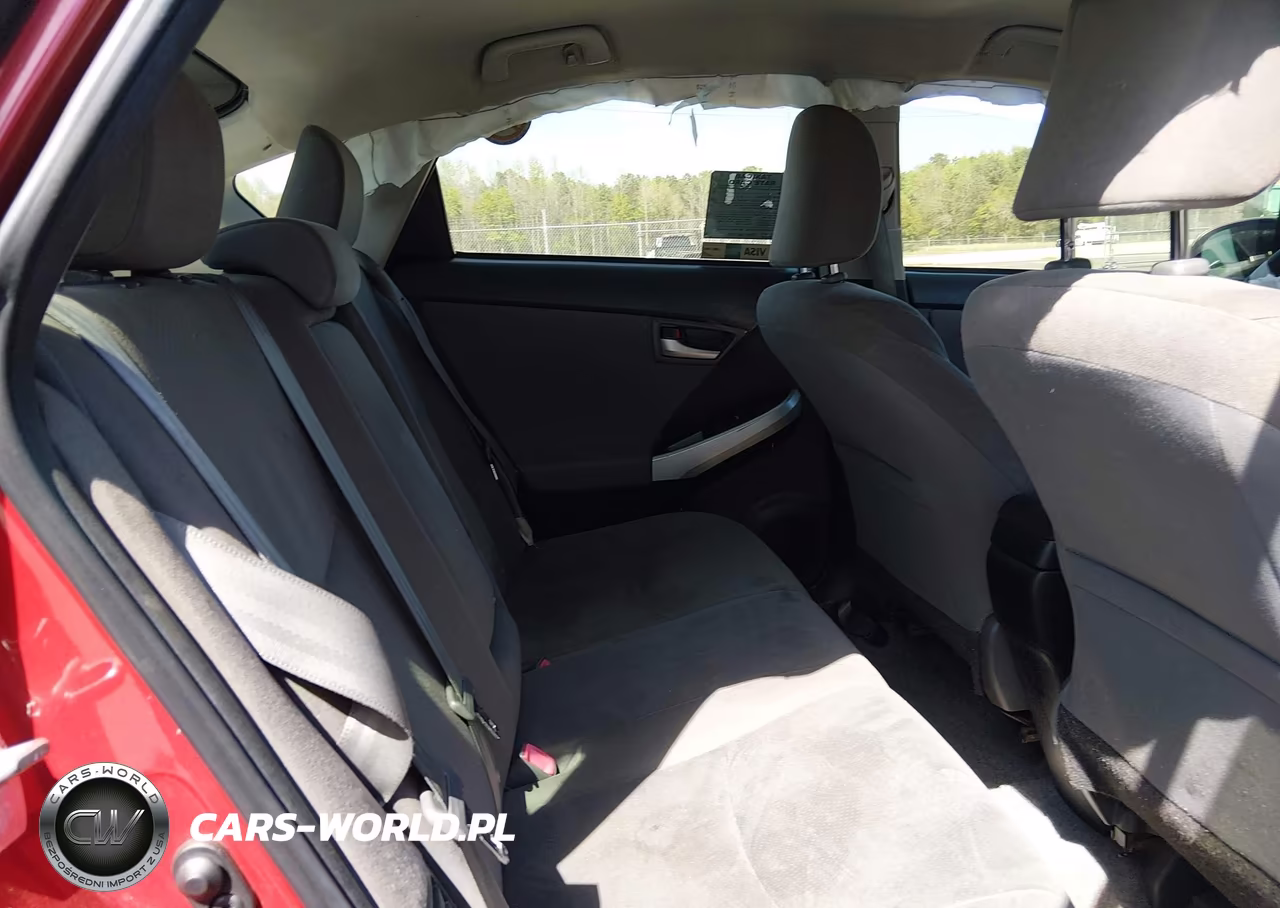 2014 Toyota Prius Two VIN:JTDKN3DU0E1803532 - 8