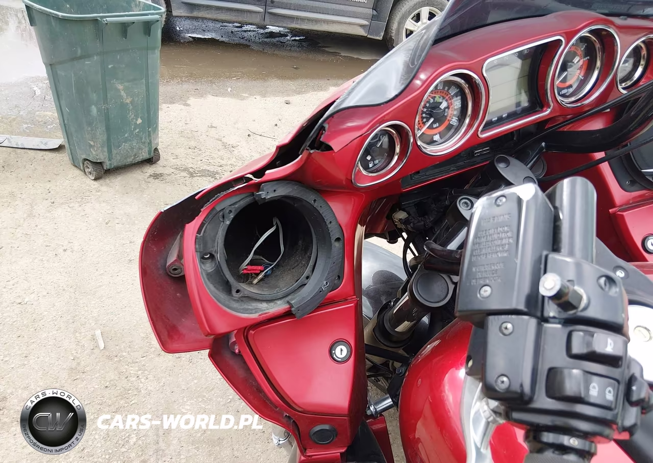 2011 Kawasaki Vn1700 J VIN:JKBVNRJ17BA001135 - 15