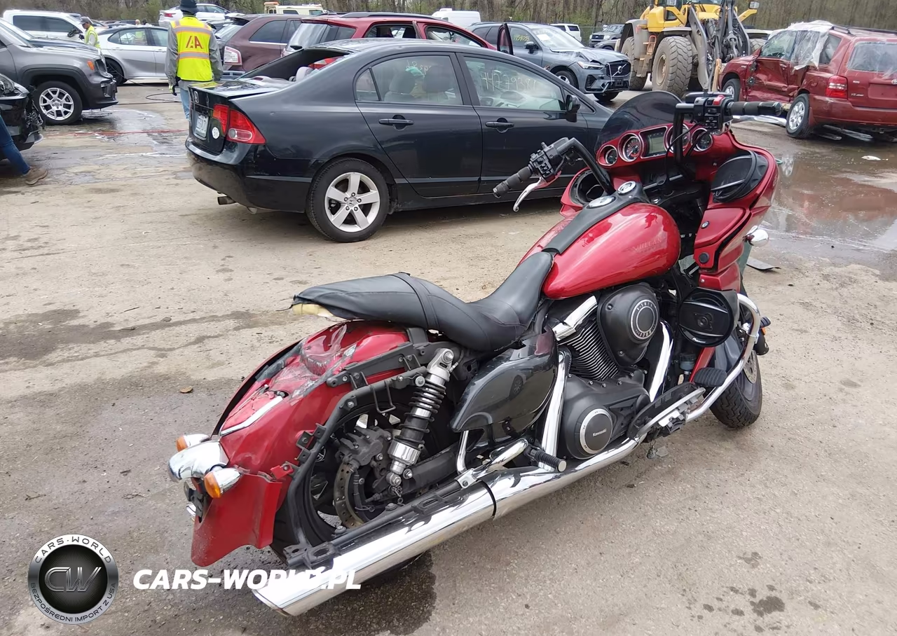 2011 Kawasaki Vn1700 J VIN:JKBVNRJ17BA001135 - 4