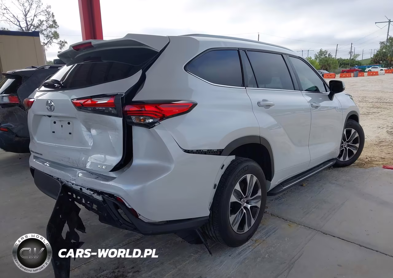 2023 Toyota Highlander Xle VIN:5TDKDRAH7PS030691 - 4