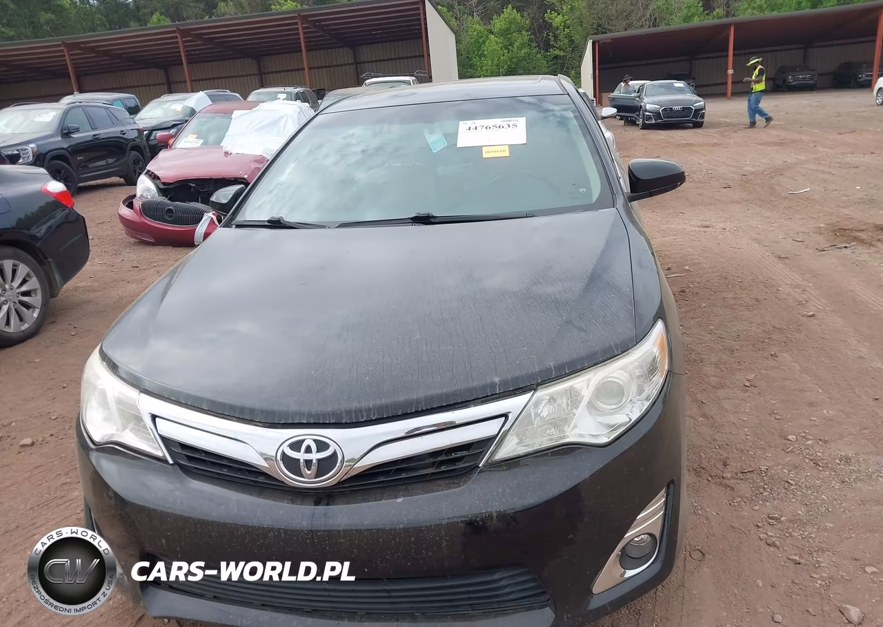 2014 Toyota Camry Xle VIN:4T1BF1FK2EU844400 - 12