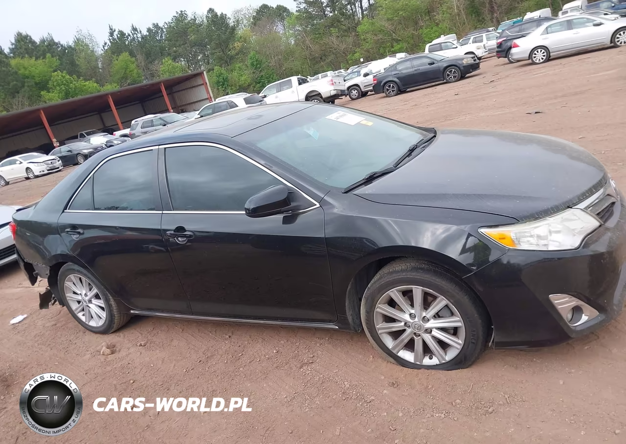 2014 Toyota Camry Xle VIN:4T1BF1FK2EU844400 - 13