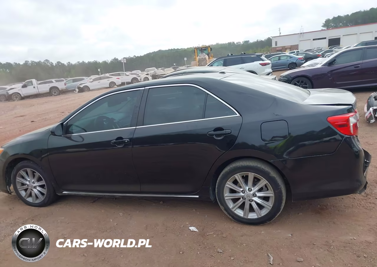 2014 Toyota Camry Xle VIN:4T1BF1FK2EU844400 - 14