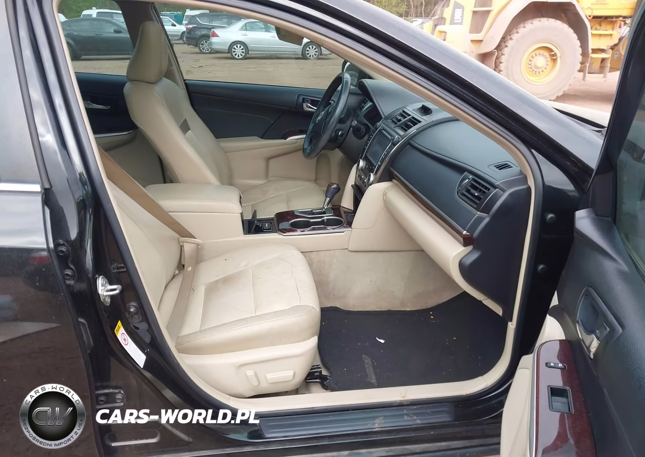 2014 Toyota Camry Xle VIN:4T1BF1FK2EU844400 - 5