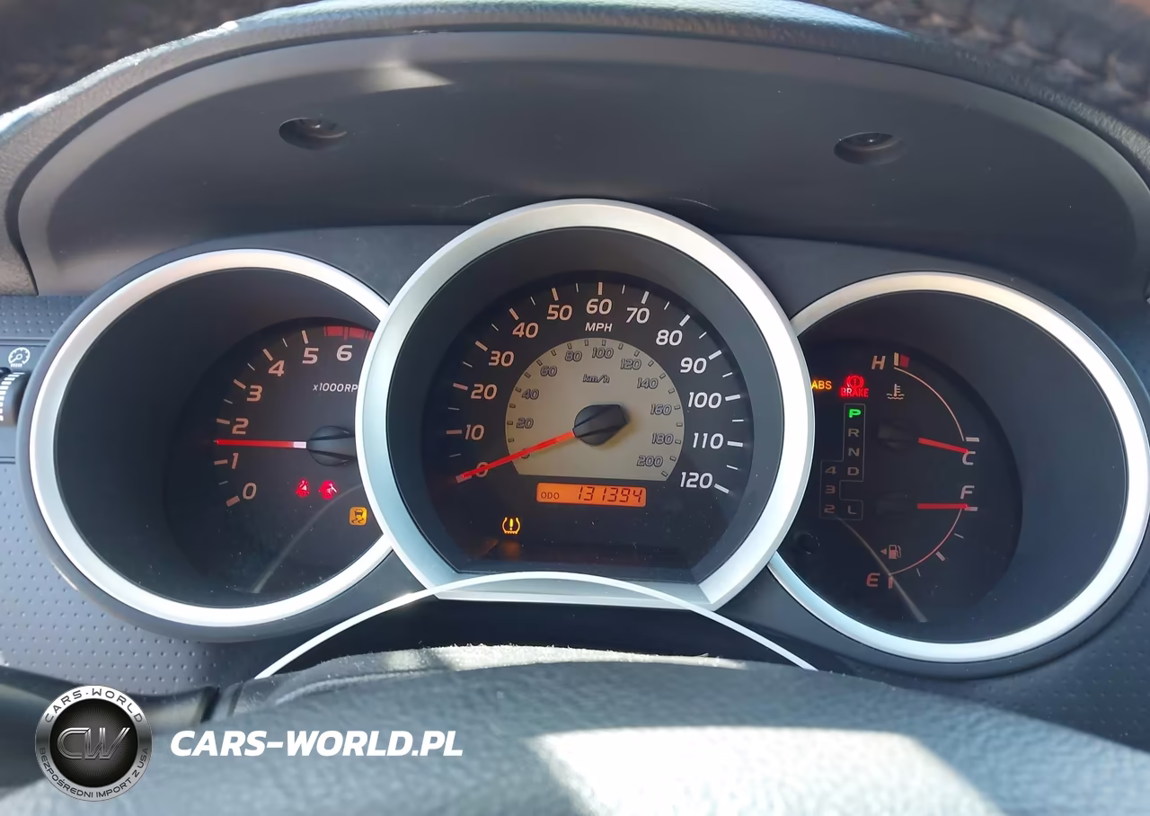 2010 Toyota Tacoma Base V6 VIN:3TMLU4EN4AM053344 - 7