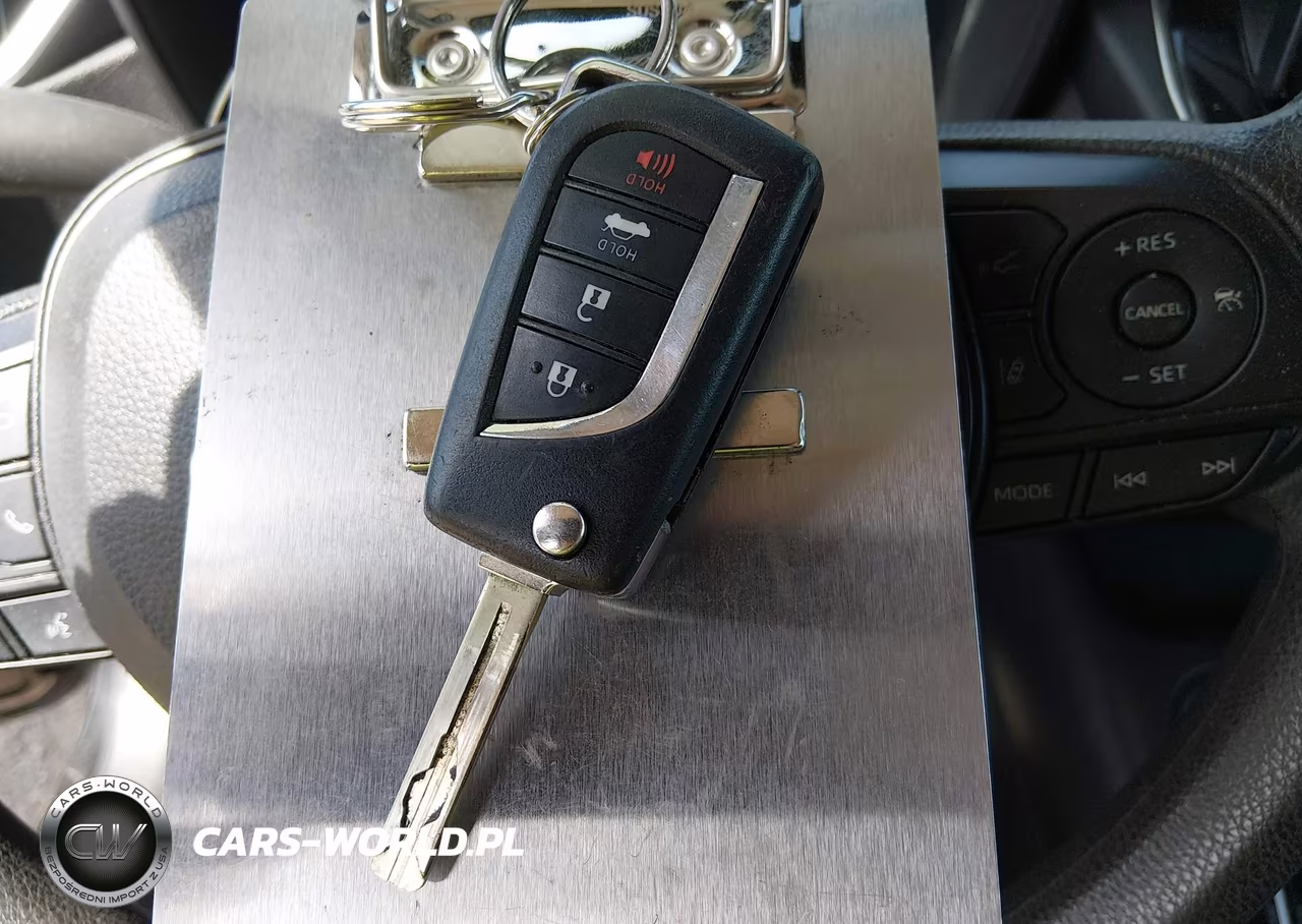 2022 Toyota Corolla Le VIN:5YFEPMAE7NP335255 - 11