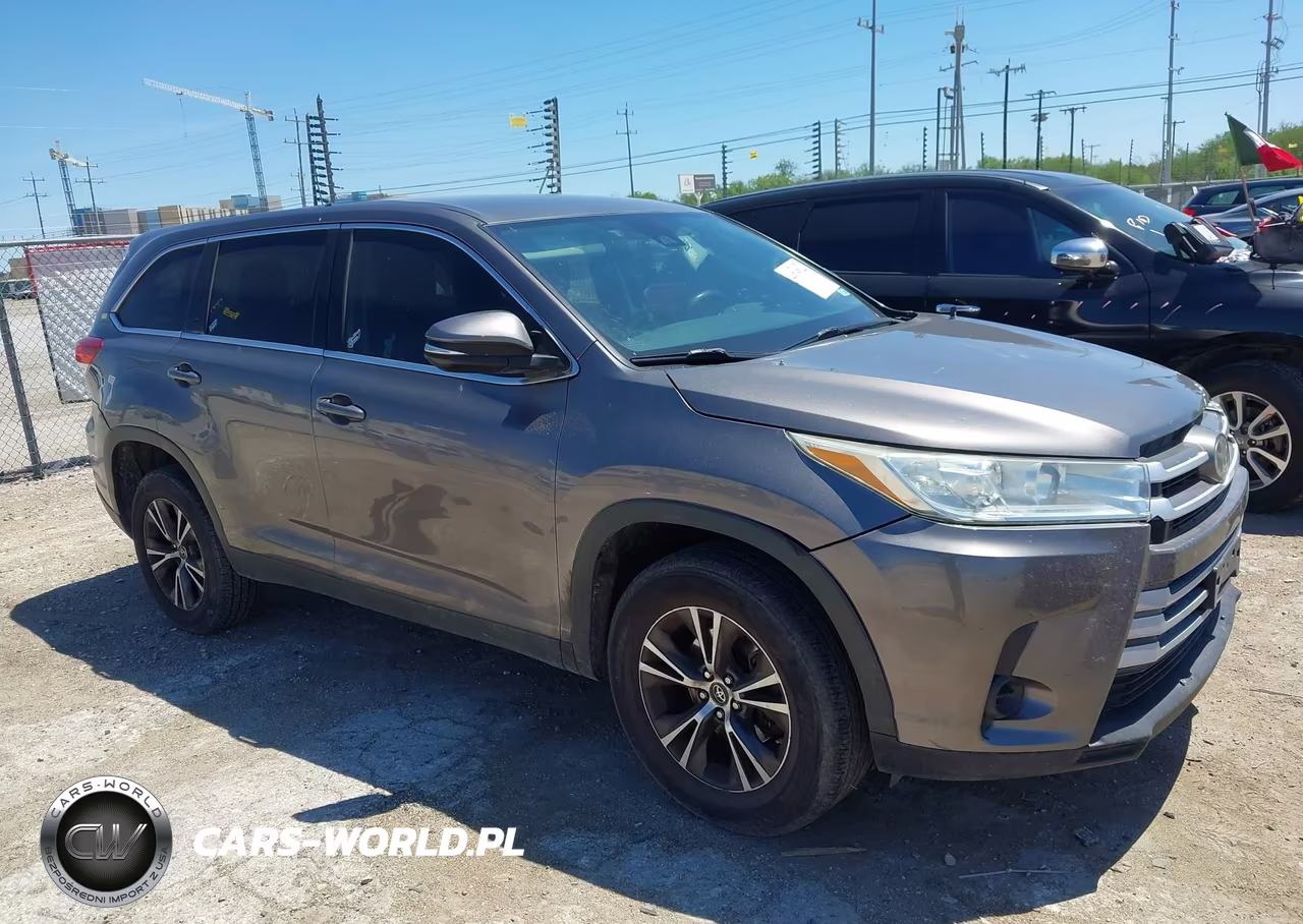 2019 Toyota Highlander Le