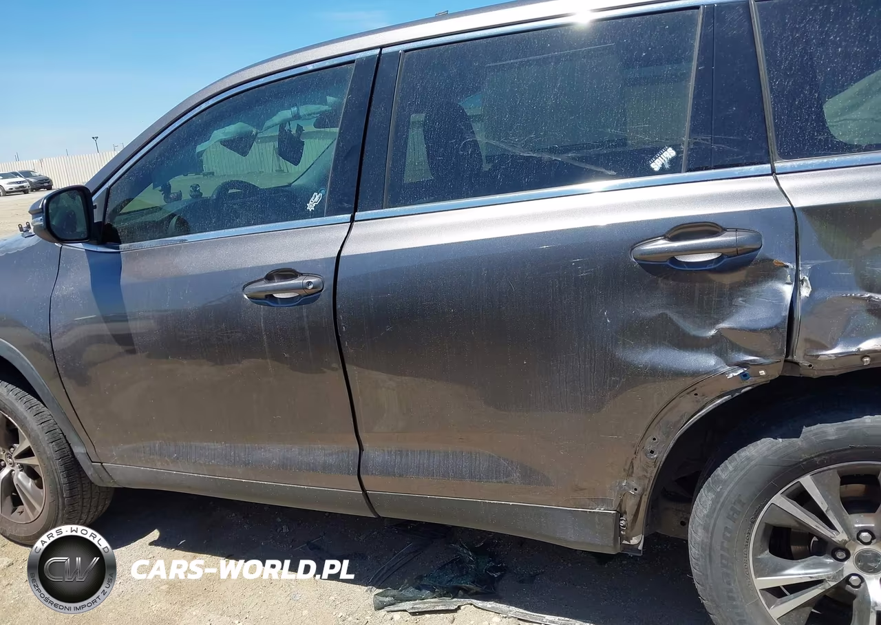 2019 Toyota Highlander Le VIN:5TDZARFH6KS044851 - 15