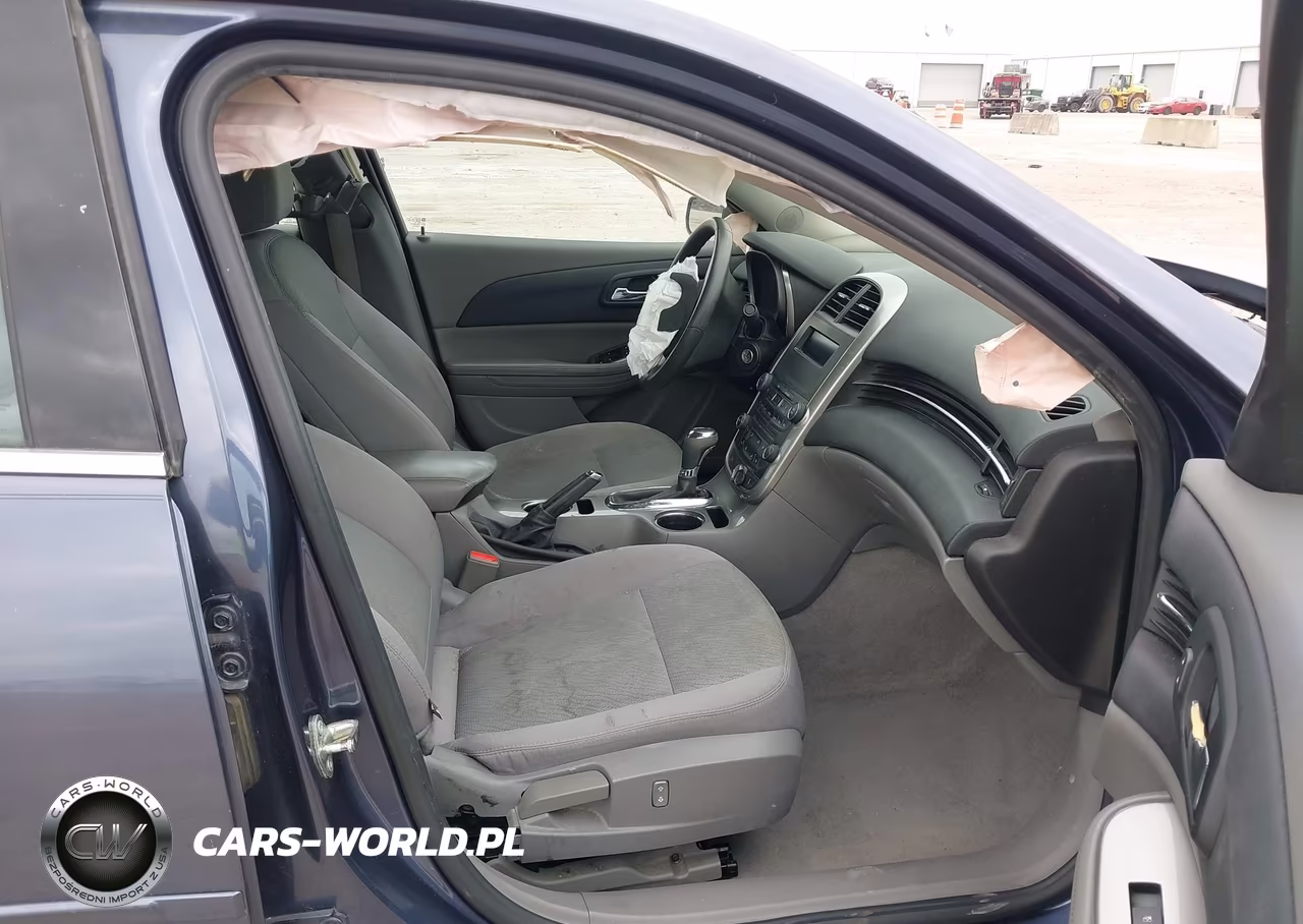2015 Chevrolet Malibu Ls VIN:1G11B5SL1FF219647 - 5