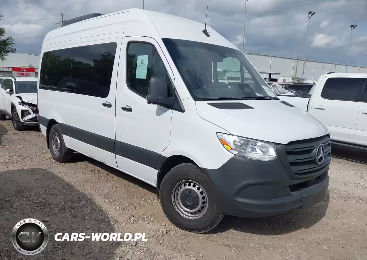2025 Mercedes-Benz Sprinter 2500 Standard Roof 4-Cyl Diesel