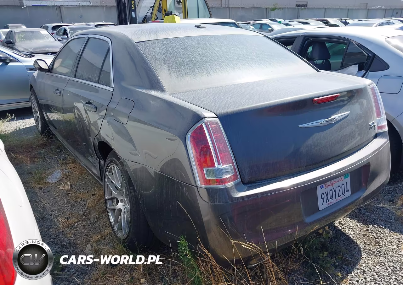 2013 Chrysler 300 300S VIN:2C3CCABG0DH611091 - 3